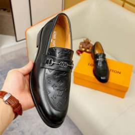 Picture of Louis Vuitton Shoes _SKULVsz38-44065613832